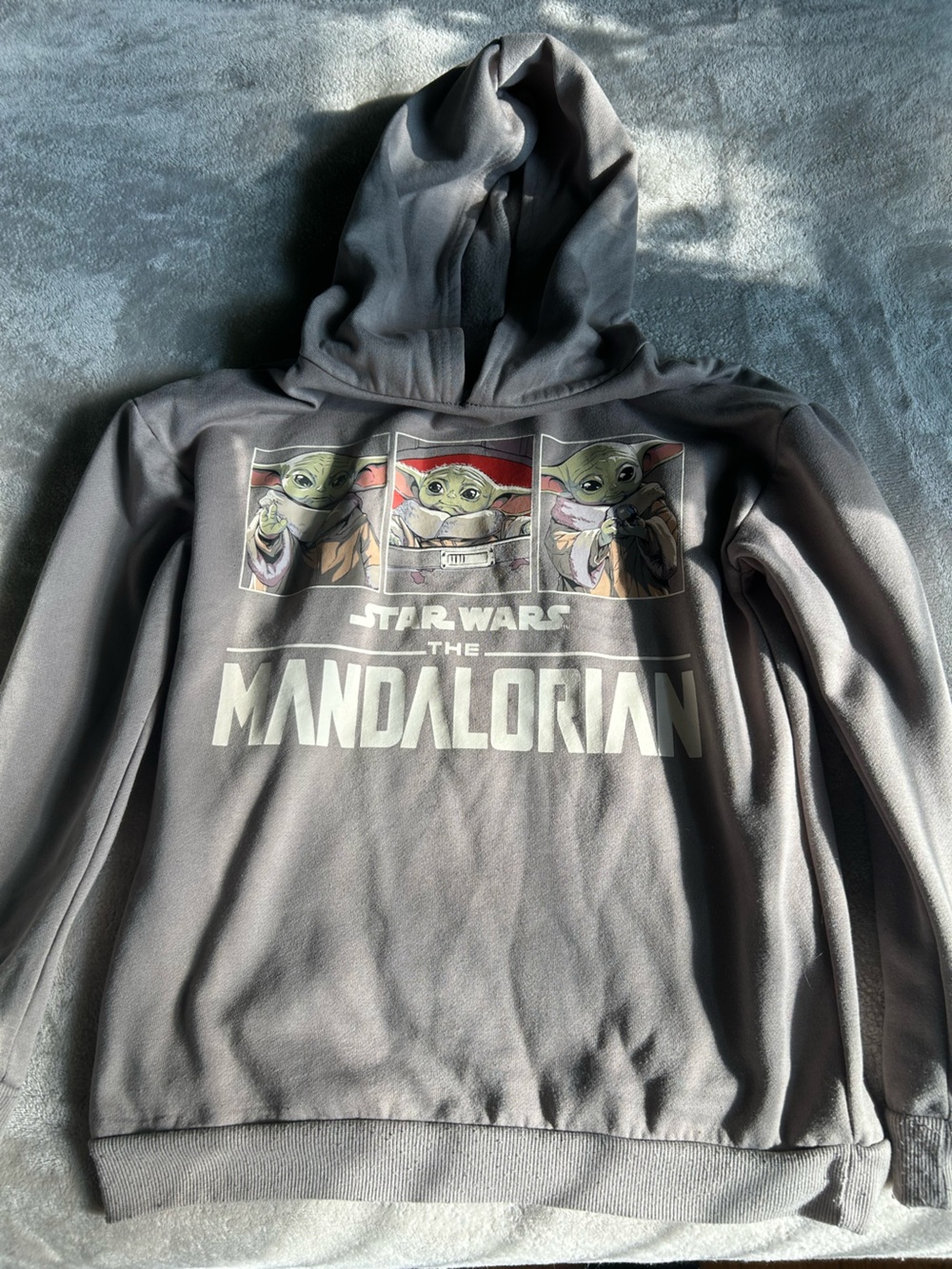 Star Wars Mandalorian Grogu Panel Graphic Hoodie - Gray